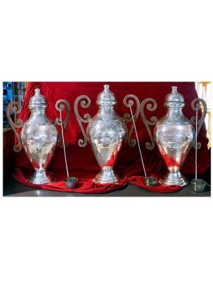 Set of Amphoras for Holy Oils 9517